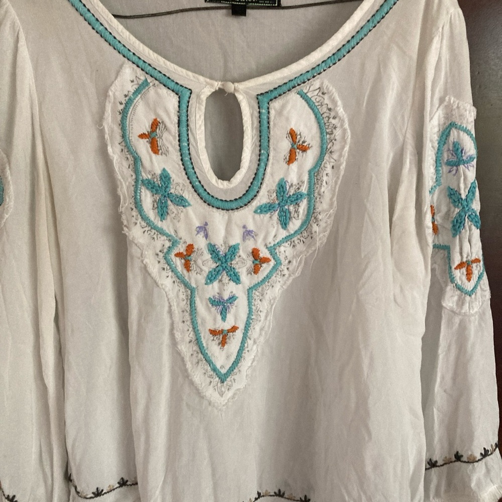 Love Stitch lightweight Boho top Medium